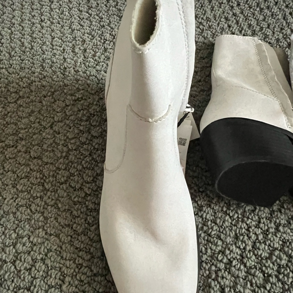 Zara white booties new leather - Picture 2 of 11
